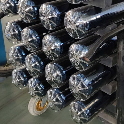 137mm Diameter Luar Solar Thermal Vacuum Tube Untuk Solusi Pemanasan Berkinerja Tinggi